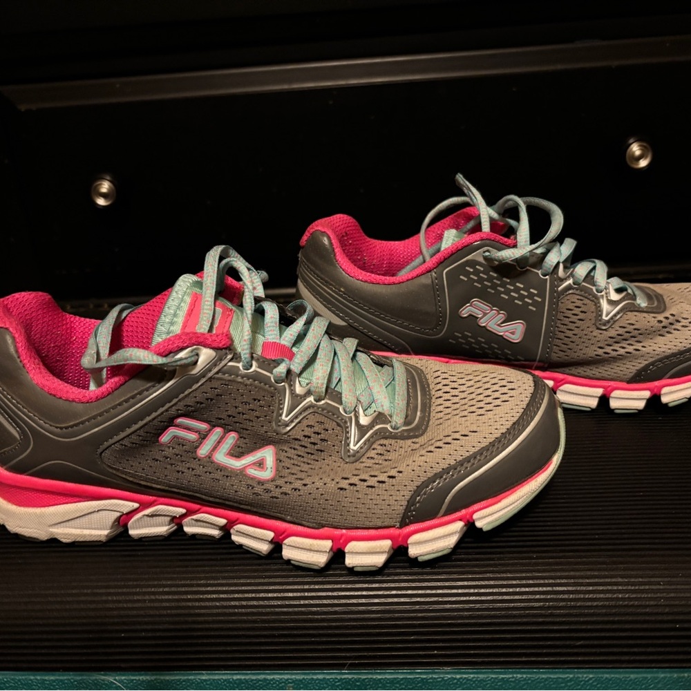 Fila Women's Gray and Pink Athletic Shoes